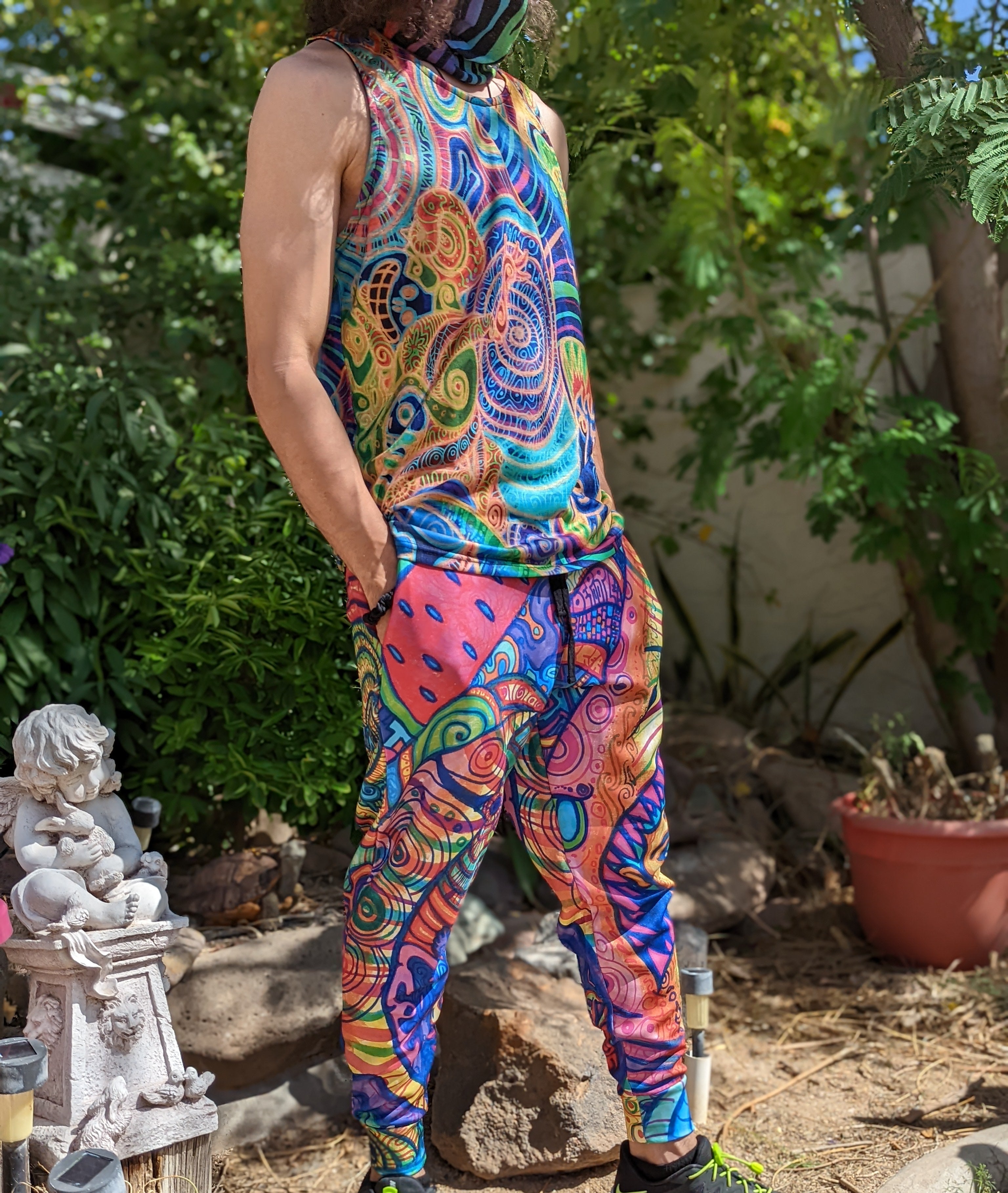 Many Faces Joggers – Wrinkled Minds